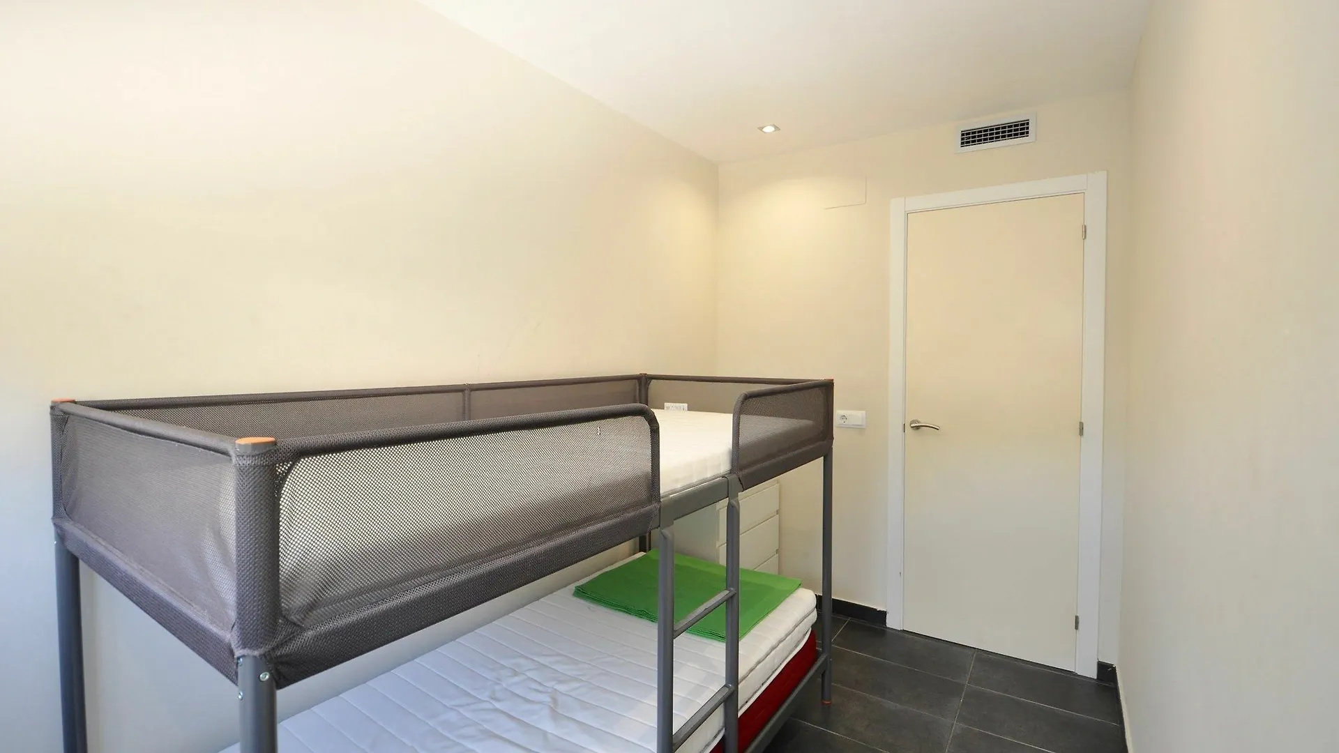 יורט דה מאר Apartment Mognolia